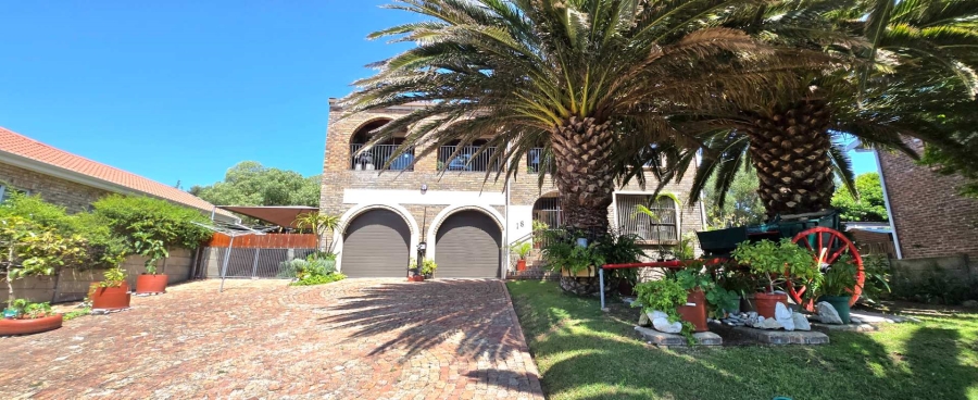 3 Bedroom Property for Sale in Kleinbaai Western Cape